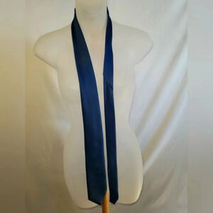 Vintage Beaux Arts Imported  Fabric Made In Canada Tie